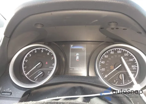 2022 Toyota Camry Le z USA, uszkodzony, nr VIN 4T1C11AK9NU644947